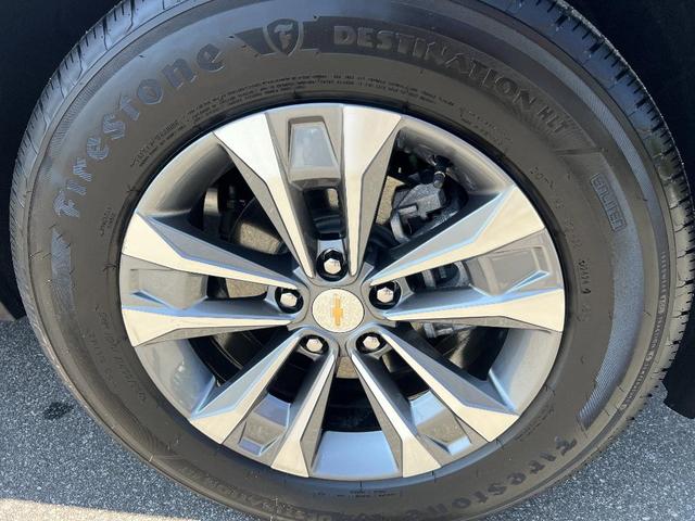 Photo of 2025 Gray Chevrolet Equinox