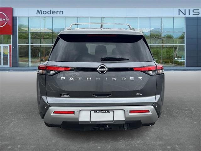 Photo of 2024 Gray Nissan Pathfinder