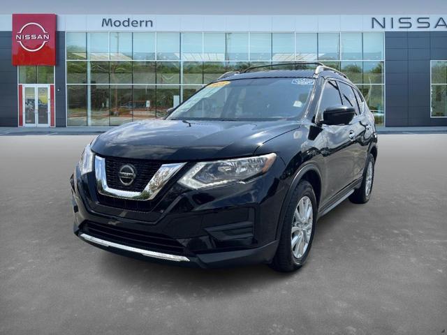 Photo of 2018 Magnetic Black Nissan Rogue