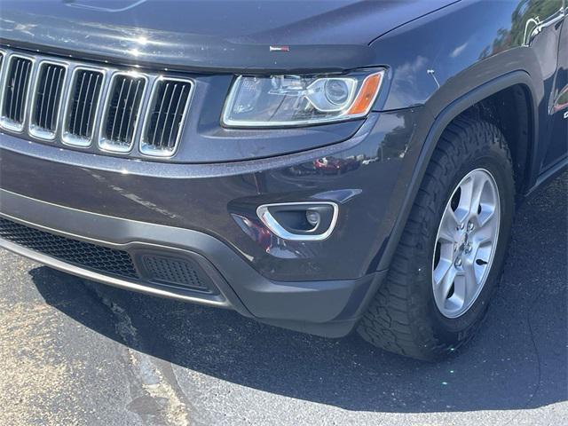 Photo of 2014 Gray Jeep Grand Cherokee