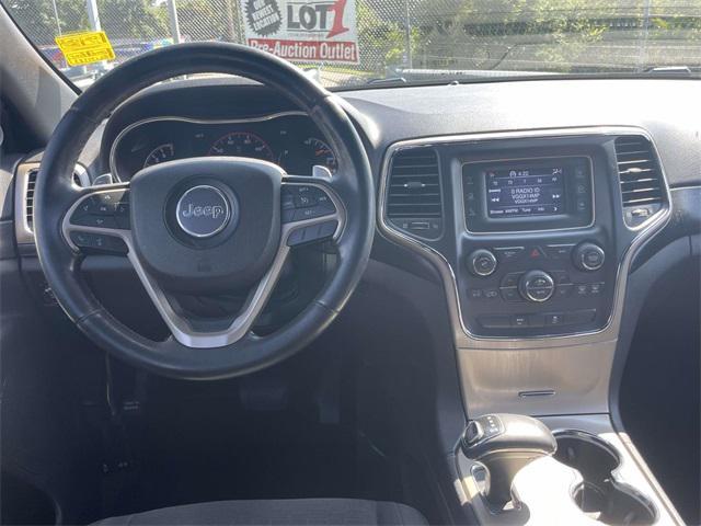 Photo of 2014 Gray Jeep Grand Cherokee