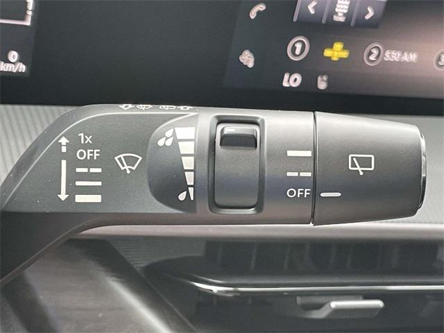 Photo of 2025 Gray Nissan Murano