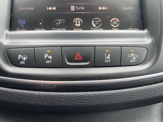 Photo of 2016 Gray Chrysler 200