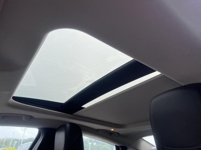 Photo of 2016 Gray Chrysler 200