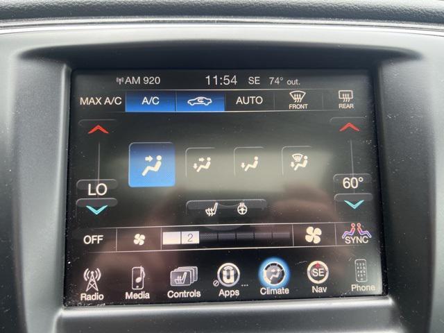 Photo of 2016 Gray Chrysler 200