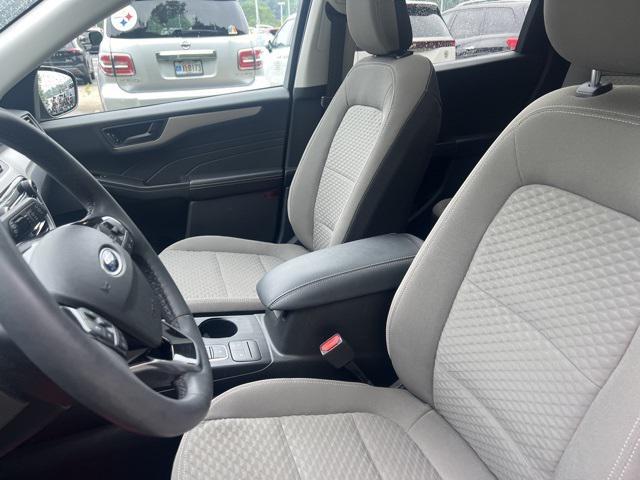 Photo of 2022 Blue Ford Escape