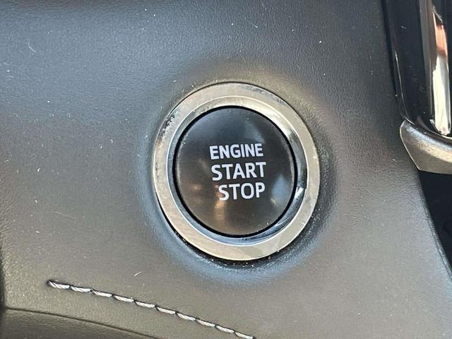 Photo of 2022 Moon Dust Toyota Highlander