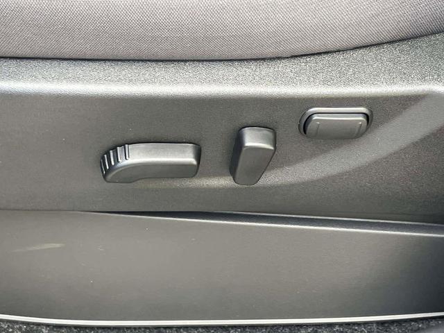 Photo of 2026 Gun Metallic Nissan Frontier