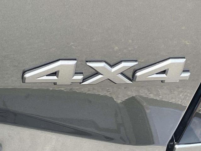 Photo of 2026 Gun Metallic Nissan Frontier