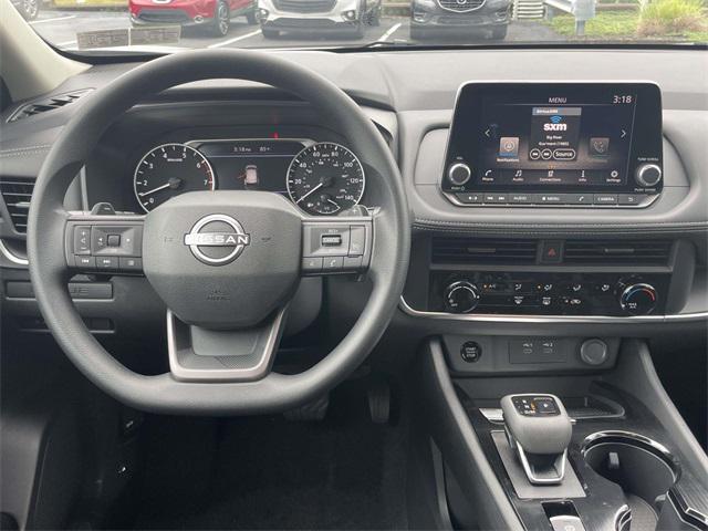 Photo of 2026 White Nissan Rogue