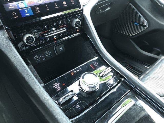 Photo of 2022 Silver Zynith Jeep Grand Cherokee L