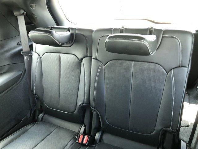 Photo of 2022 Silver Zynith Jeep Grand Cherokee L
