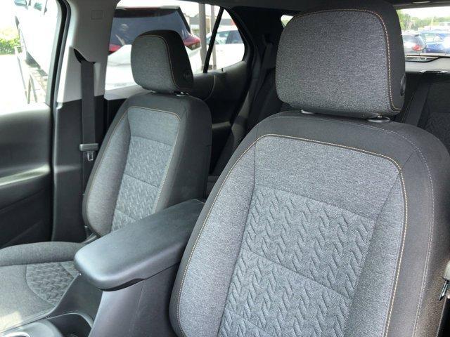 Photo of 2022 Mosaic Black Metallic Chevrolet Equinox