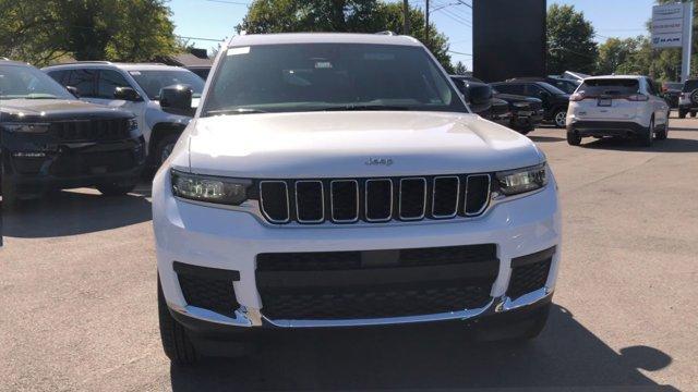 Photo of 2025 Bright White Clearcoat Jeep Grand Cherokee L