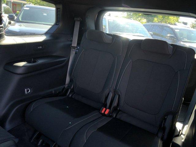 Photo of 2025 Bright White Clearcoat Jeep Grand Cherokee L