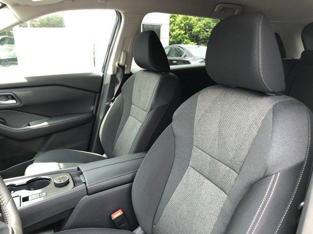 Photo of 2025 Black Nissan Rogue