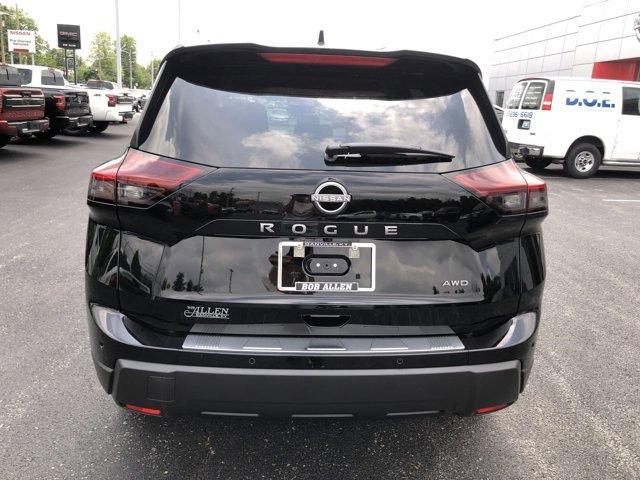 Photo of 2025 Black Nissan Rogue