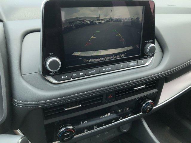 Photo of 2025 Black Nissan Rogue