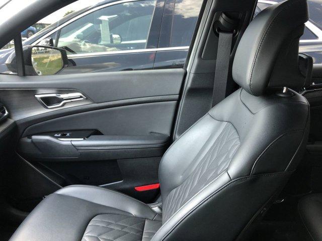 Photo of 2023 Ebony Black Kia Sportage
