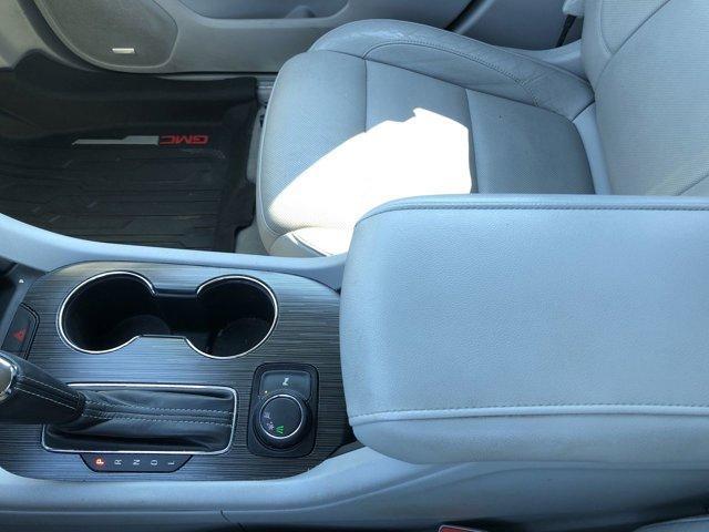 Photo of 2019 Summit White GMC Acadia