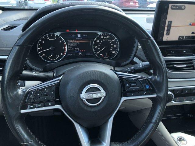 Photo of 2024 Black Nissan Altima