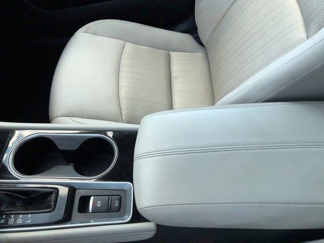 Photo of 2024 Black Nissan Altima