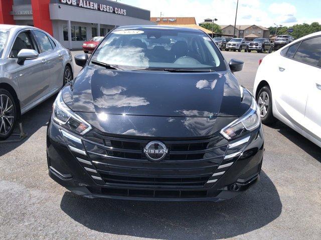 Photo of 2023 Black Nissan Versa