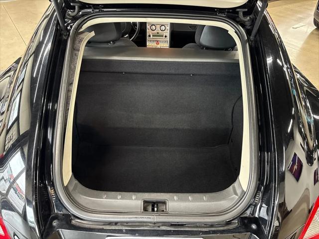Photo of 2005 Black Clearcoat Chrysler Crossfire