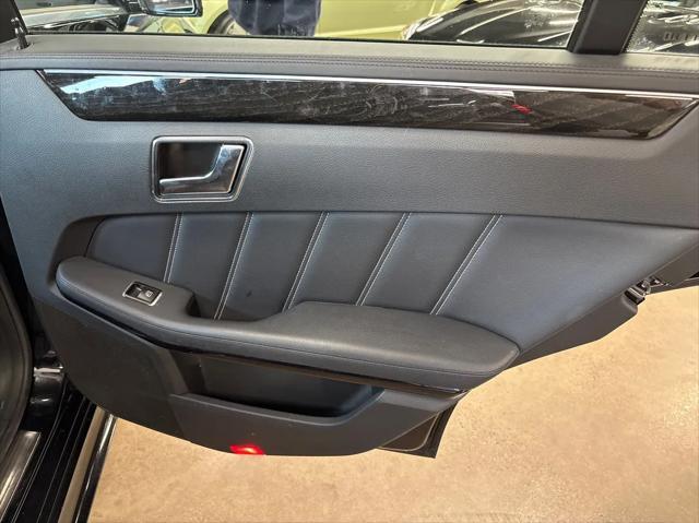 Photo of 2016 Black Mercedes-Benz E-Class