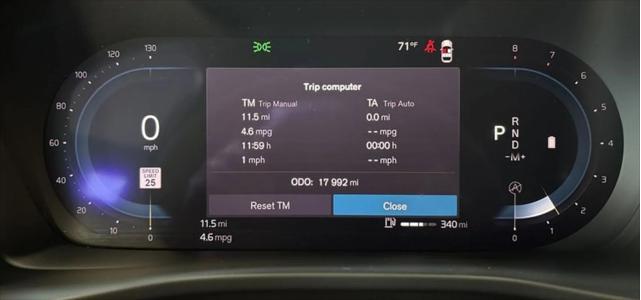 Photo of 2025 Silver Volvo XC40