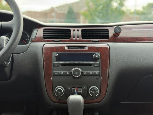 Photo of 2008 Slate Metallic Chevrolet Impala