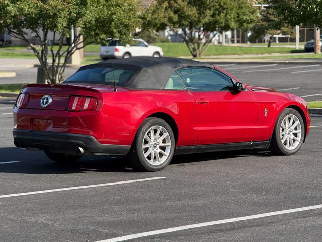 Photo of 2011 Red Ford Mustang