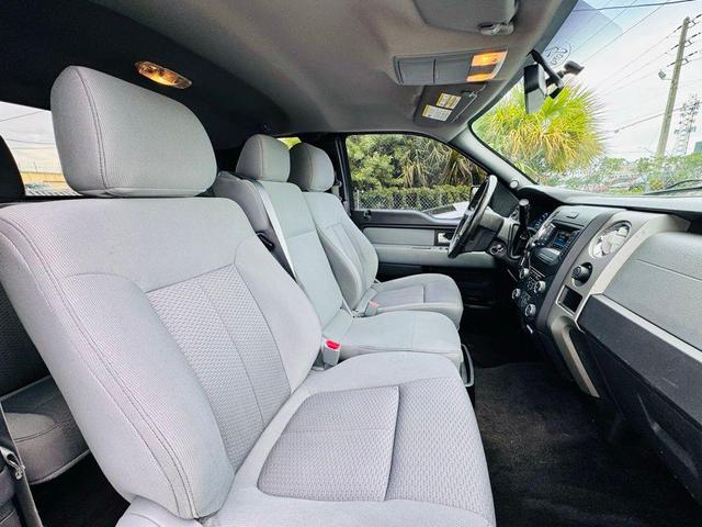 Photo of 2013 Tuxedo Black Metallic Ford F-150