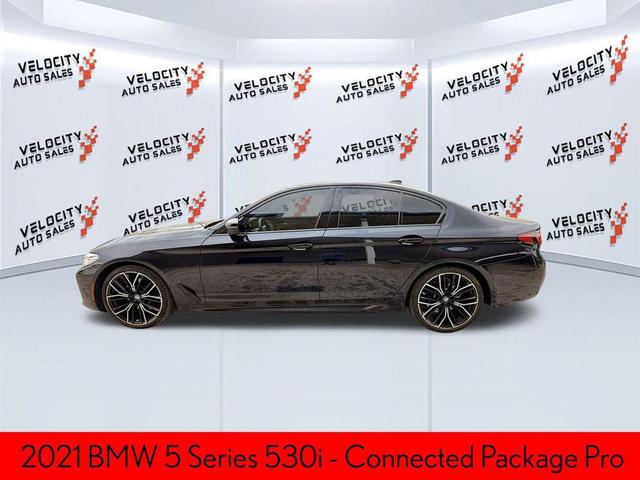 Photo of 2021 Carbon Black Metallic BMW 530