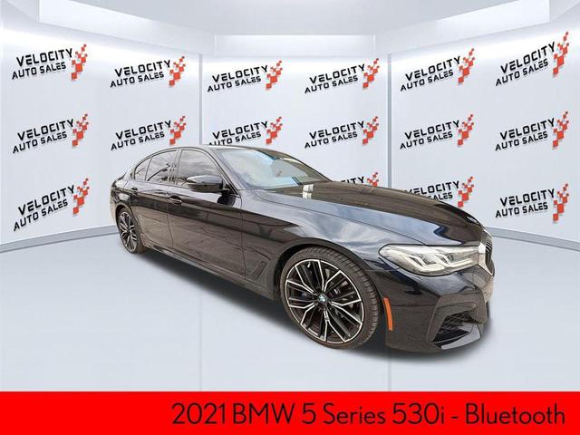 Photo of 2021 Carbon Black Metallic BMW 530