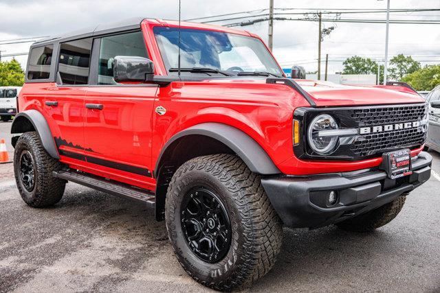 Photo of 2022 Race Red Ford Bronco