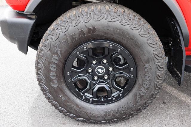 Photo of 2022 Race Red Ford Bronco