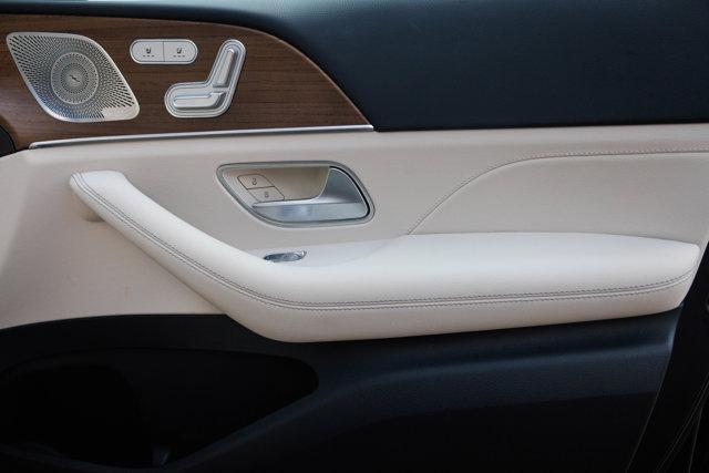 Photo of 2023 Black Mercedes-Benz GLE 350