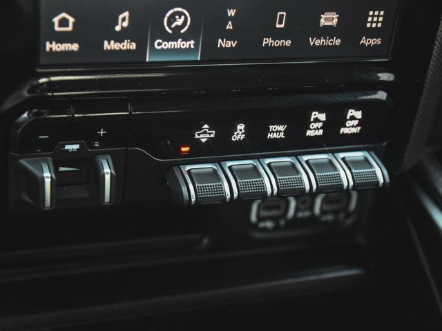 Photo of 2023 Diamond Black RAM 1500