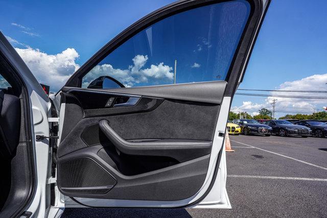 Photo of 2022 Glacier White Metallic Audi S4