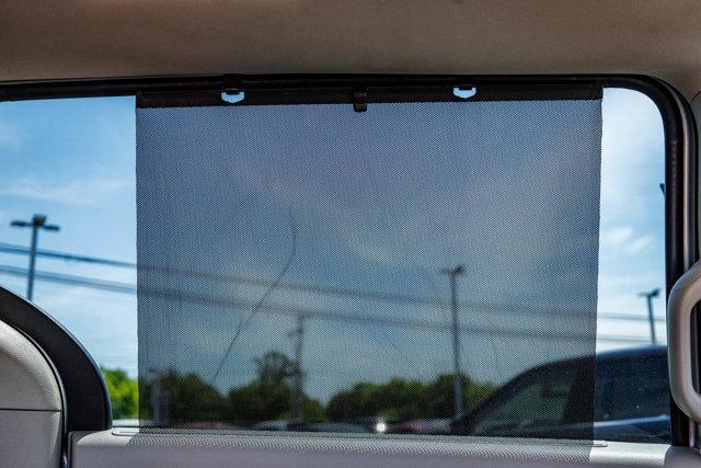 Photo of 2023 Silver Mist Clearcoat Chrysler Pacifica