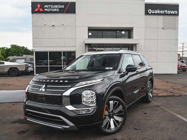 Photo of 2025 Black Diamond Mitsubishi Outlander