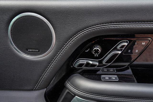 Photo of 2022 Fuji White Land Rover Range Rover