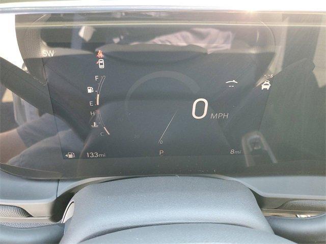 Photo of 2025 White Buick Envista