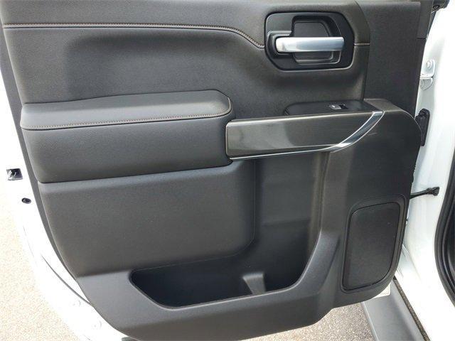 Photo of 2020 White GMC Sierra 1500