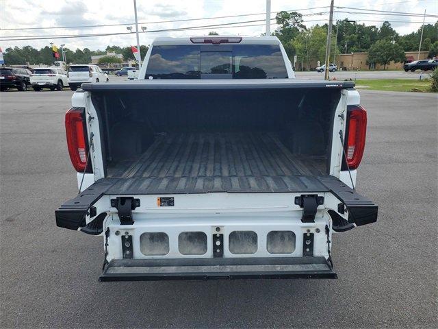 Photo of 2020 White GMC Sierra 1500