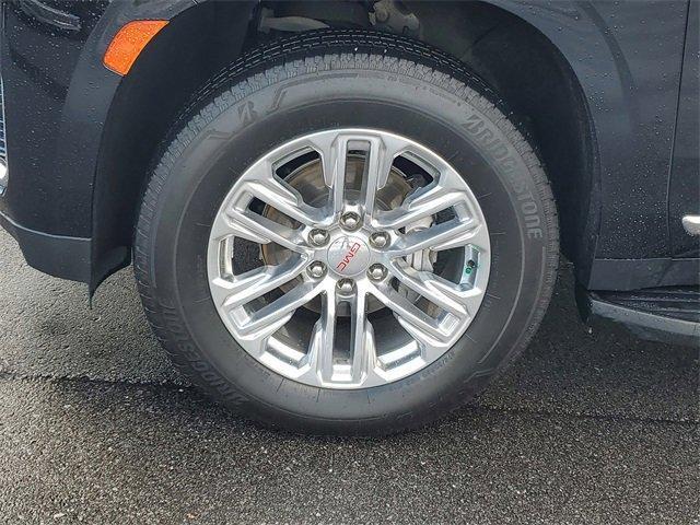 Photo of 2023 Black GMC Yukon XL