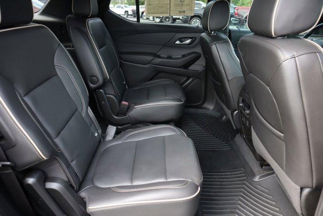Photo of 2023 Sterling Gray Metallic Chevrolet Traverse