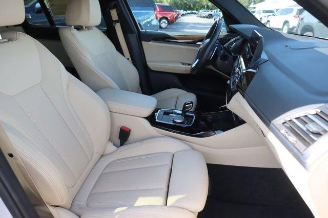 Photo of 2022 Alpine White BMW X3