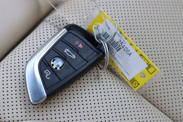 Photo of 2022 Alpine White BMW X3